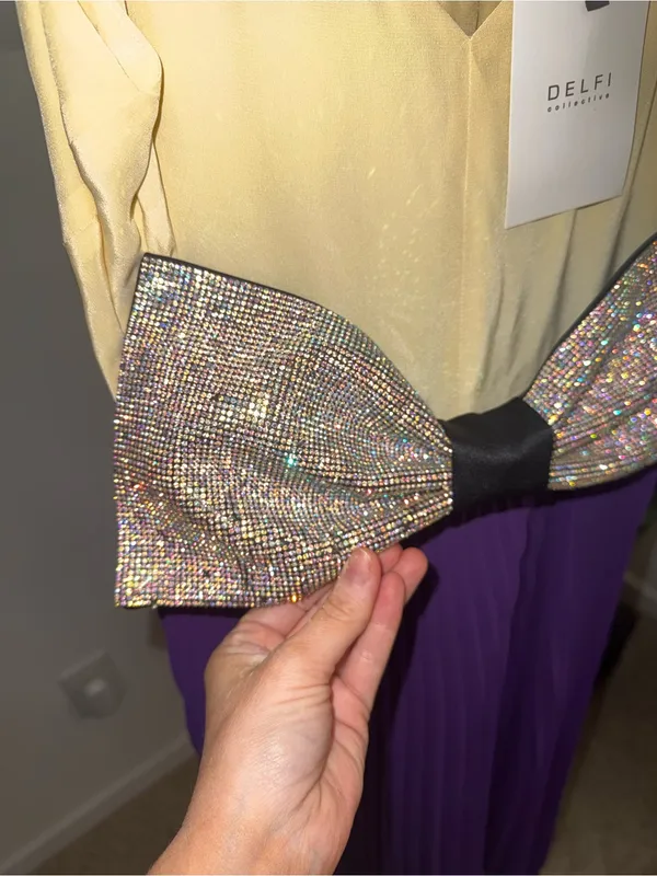 Delfi butter Yellow &‎ Purple Pleated Midi Dress with Glitter Bow Accent M - Image 2