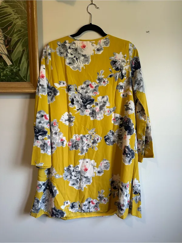 Pinkblush Yellow Floral Satin Long Sleeve Dress Womens Small New - Image 8