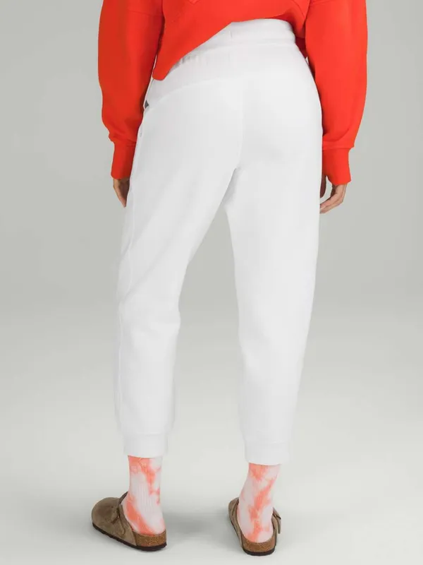 Lululemon Scuba High-Rise Cropped Joggers Sweatpants size 4 - Image 2