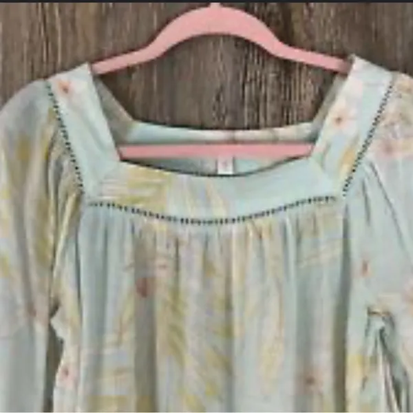 LC Lauren Conrad Aqua shirt - Image 4