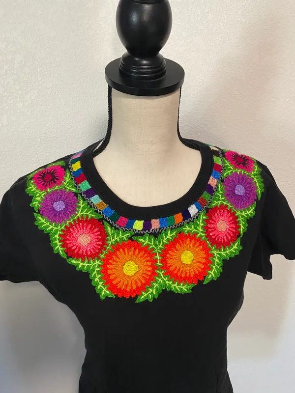 Embroidered Colorful Floral Mexican Blouse Black Size XL - Image 2
