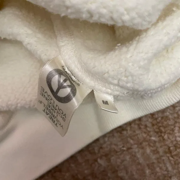 MADHAPPY HEART WHITE SWEATSHIRT SZ MEDIUM M - Image 3