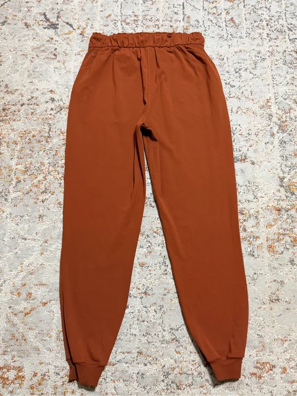 Lululemon Stretch High Rise Joggers Dark Terracotta Size 8 - Image 11