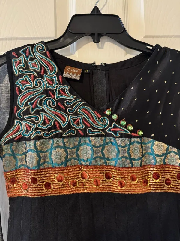 Girlish Embroidered Mesh Fit & Flare Dress Size 36 Black Boho Beaded - Image 4