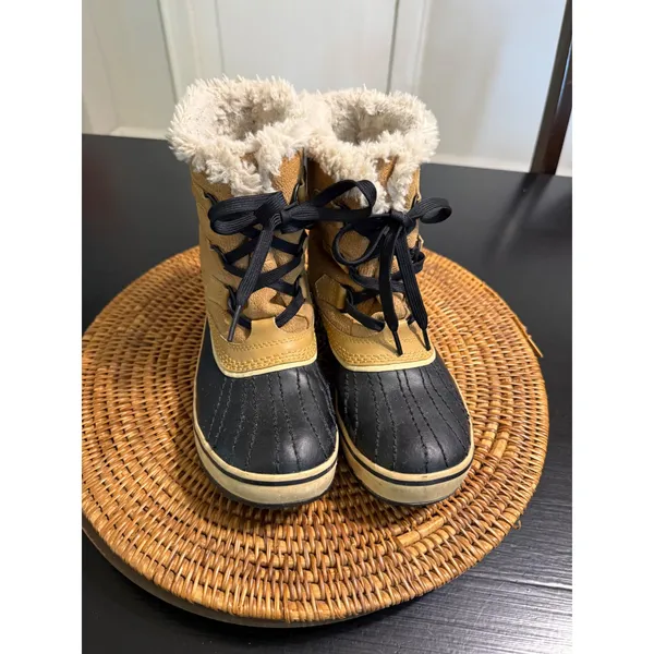 Sorel Winter Carnival Waterproof Tan Black Faux Fur Snow Duck Boots Womens‎ 7 - Image 2