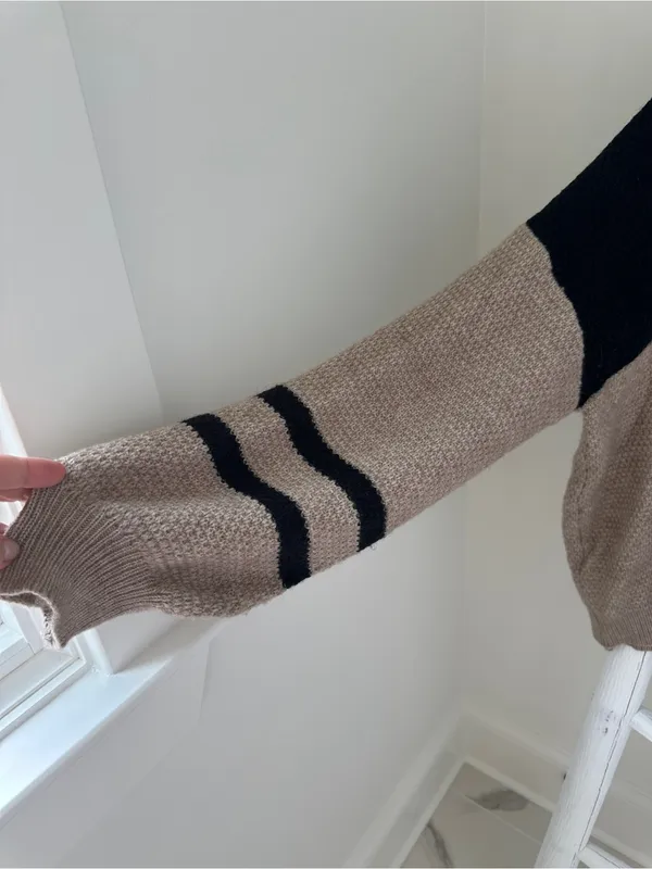 SHEIN Black and Beige Colorblock Crewneck Sweater XL - Image 3