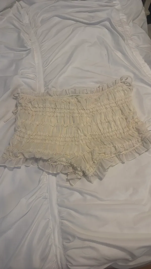 Princess Polly Ruffle Shorts - Image 4