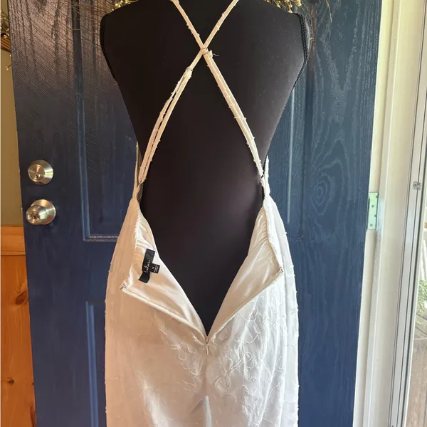 Lulu's Textured White Jumpsuit size M - Image 8