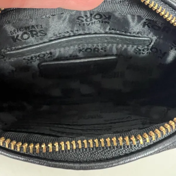 Michael Kors Crossbody‎ Bag Black Leather Gold Chain Strap Zip Card Slots Small - Image 9