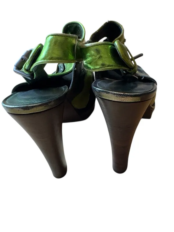 Bottega Veneta Green Leather Cutout Platform Heels EU 38 Rare Archive COA in FUC - Image 10