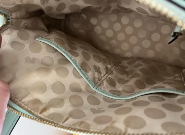 Kate Spade bag. In perfect condition. Only missing strap. - Image 5