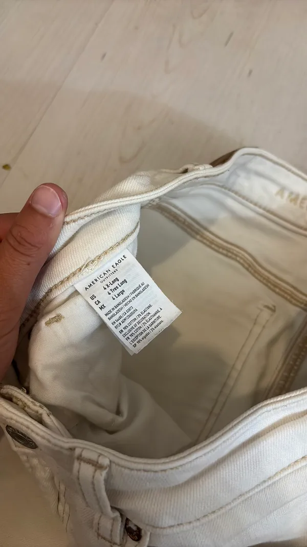 American Eagle White Beige Ripped Jeans 4 Extra Long - Image 6