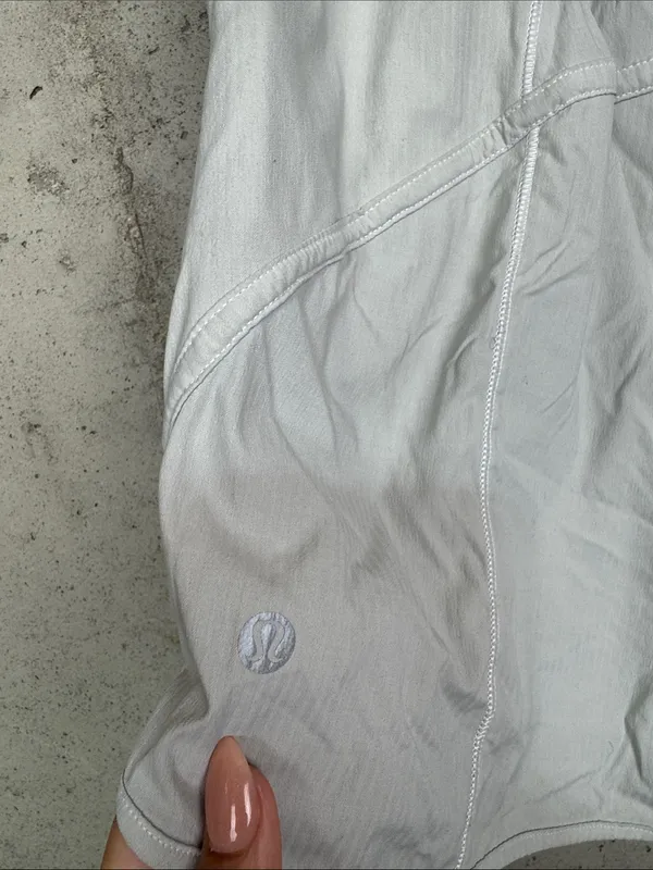 Lululemon Tracker Low-Rise Lined Short 4" - Image 3