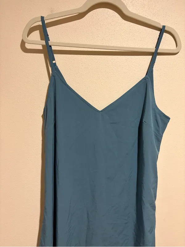 NEW Halara High Low Breezeful Flowy Maxi Dress Asymmetric Hem Teal Medium - Image 3