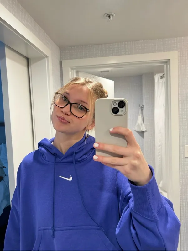 Purple Nike Hoodie - Image 2