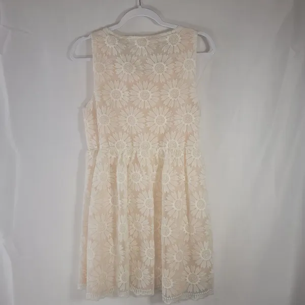 Altar'd State Peach Daisy Lace Mini Dress Peter Pan Collar Size M Boho Romantic - Image 3