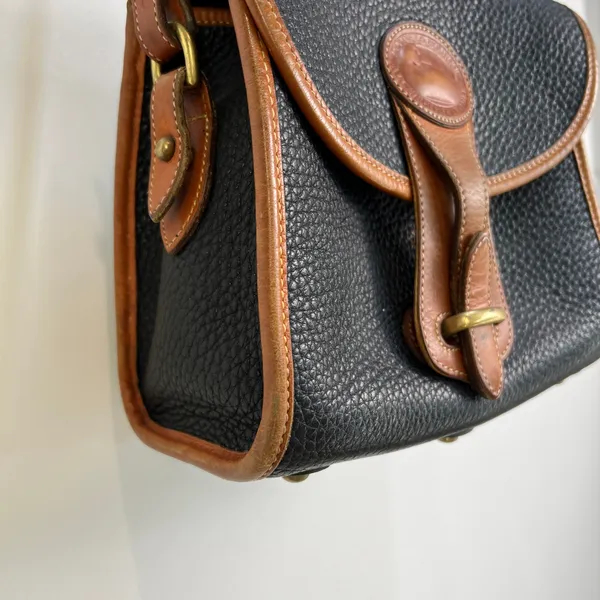 Vintage Dooney & Bourke All Weather Leather Black Crossbody Bag - Image 6