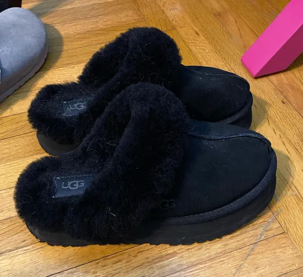 UGG Disquette Platform Slippers Black - Image 2