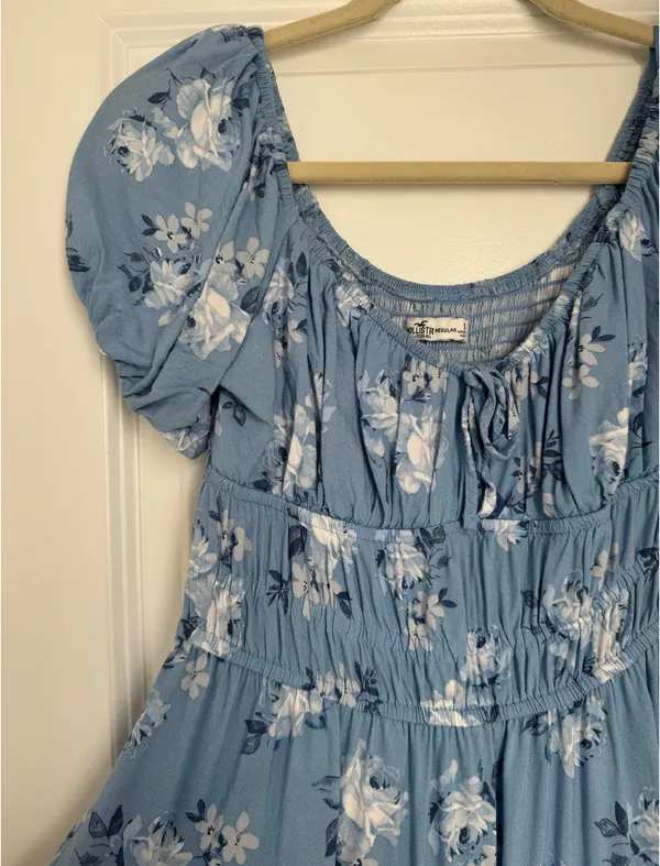 Hollister Blue Floral Puff-Sleeve Mini Dress - Image 4