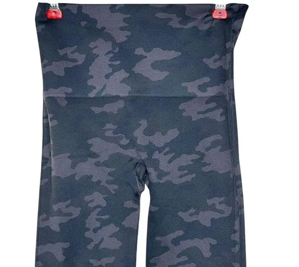 Spanx Women's Leggings Seamless Stretch High Rise Camo Jegging Gray Green Medium - Image 6