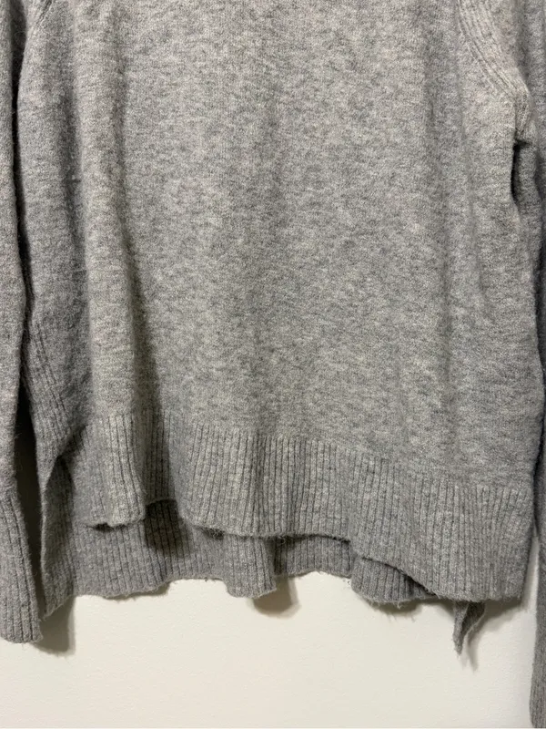J. Crew Merino Wool Turtleneck Sweater Size Medium Gray Pullover - Image 5