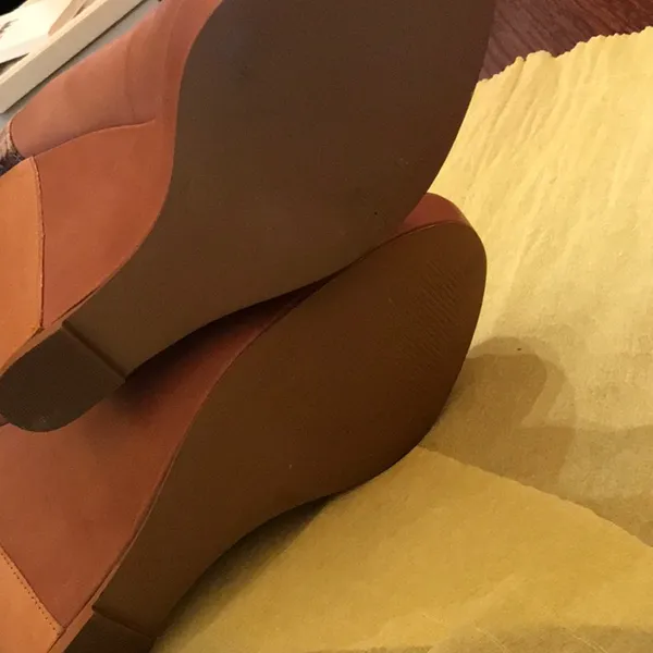 Marco Santi platforms will relist Tan Size 8 - Image 4