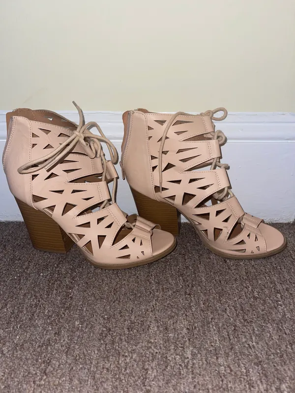 Charlotte Russe Heels - Image 3