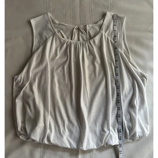 By Anthropologie Ivory White Shimmer Bubble Top Shirt SZ L Party Date Office EUC - Image 11