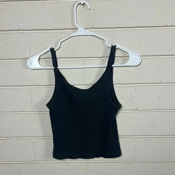 Brandy Melville Black Ribbed Tank one size - Image 5