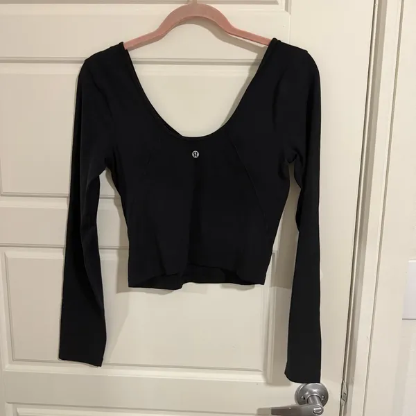Lululemon Black Long Sleeve Women's Top - Image 2