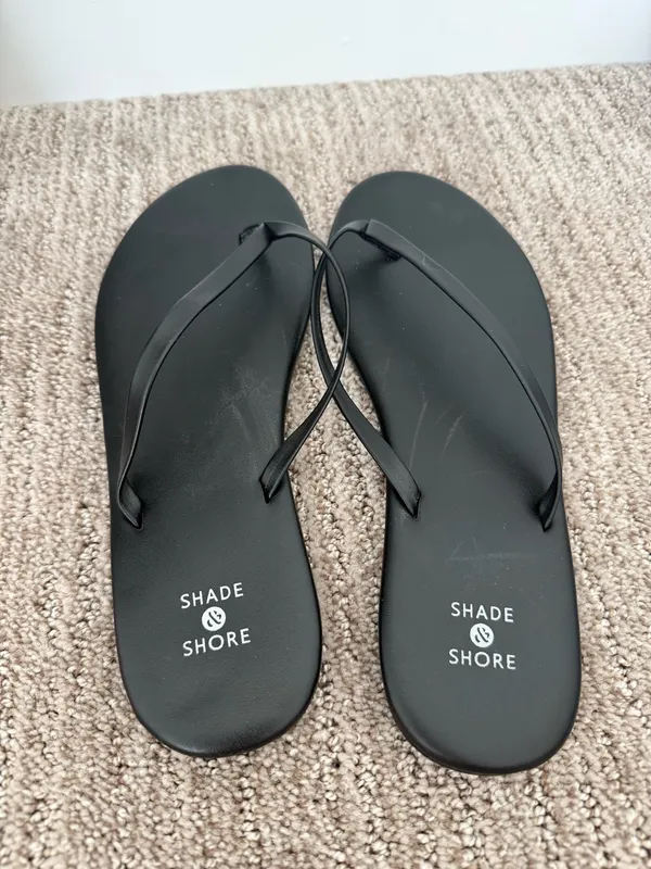 Shade & Shore Flip-Flops - Image 2