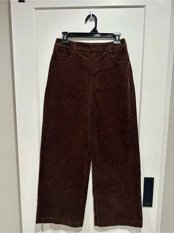 Commense Wide-Leg Corduroy Pants in Dark Brown - Image 2