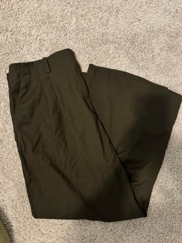 NWOT H&M Tailored Trousers - Image 3