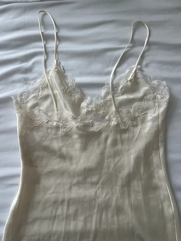 Victoria's Secret Gold Label Vintage Dress - Image 4