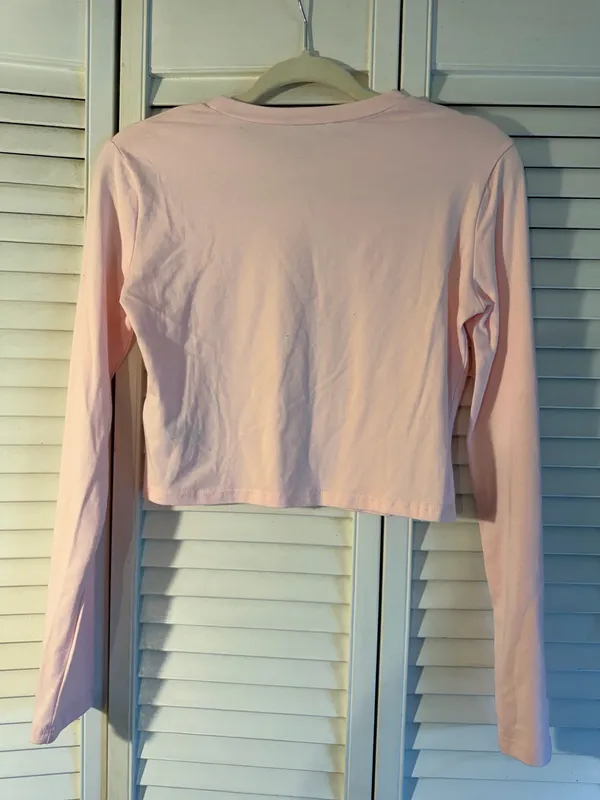 Pink Long Sleeve Edikted Crop Top - Image 2