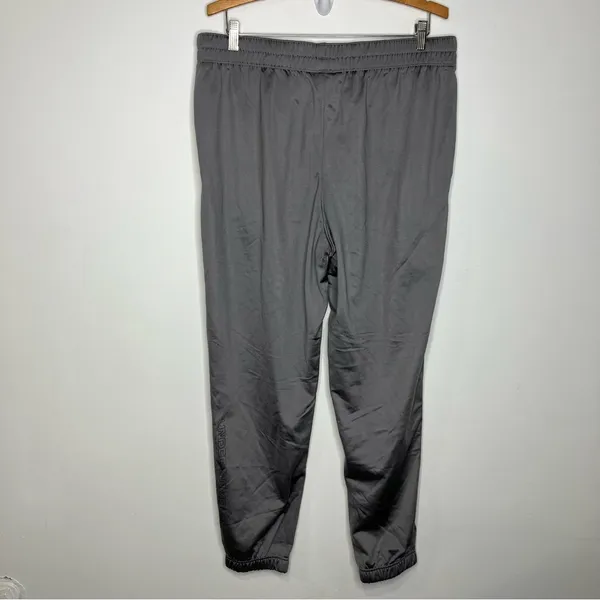 Under Armour loose fit joggers light gray women’s size XL athletic‎ activewear - Image 4