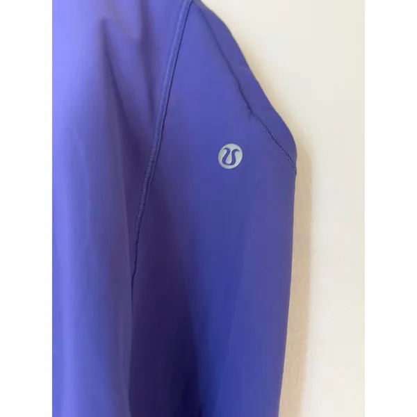 Lululemon Purple loose fitting tank size 4 - Image 3