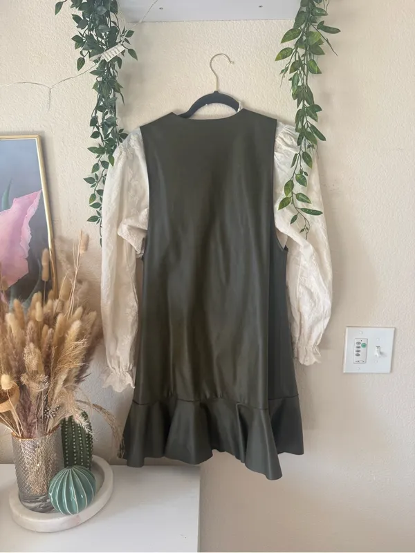 Zara Dark Green Faux Leather Peplum Button Vest - Image 2