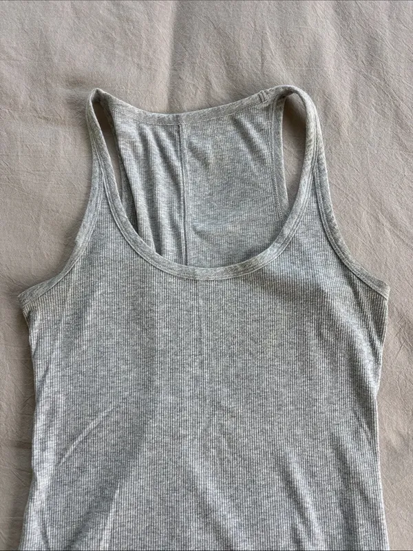 American Eagle Grey Ribbed Tank Top - Image 4