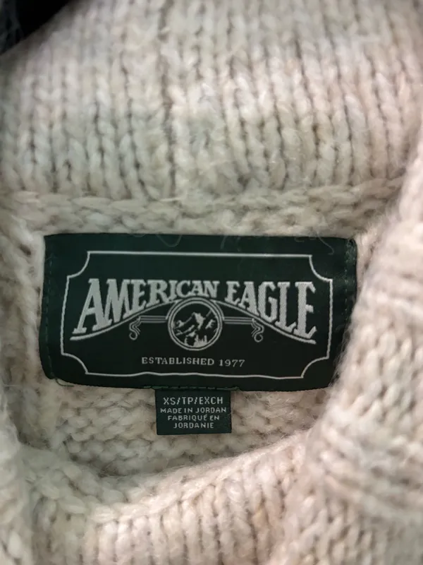 American Eagle Cable Knit Sweater - Image 3