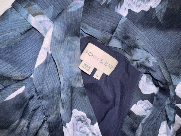 New Sachin & Babi Kayla Floral Crinkle Georgette Sleeveless Gown Sz 0 - Image 5