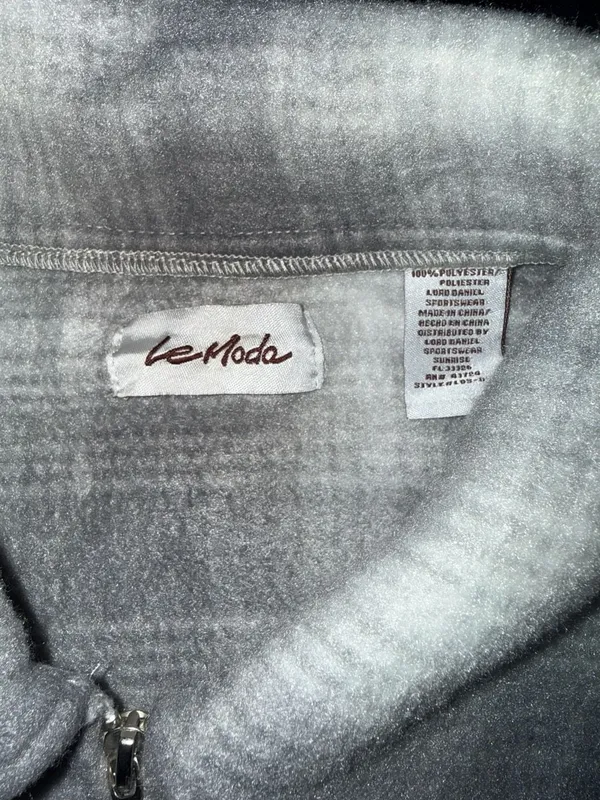 Le Moda Gray White Plaid Zip Up Fleece Jacket Cape - Image 2