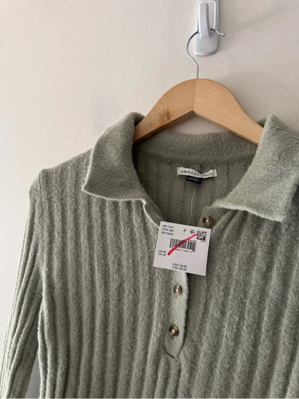 American‎ Eagle NWT Sage Green Ribbed Collar Cropped Sweater - Image 3