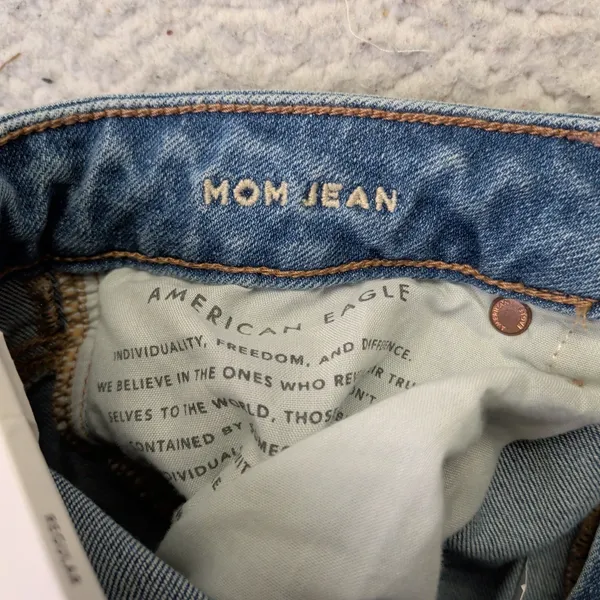 American Eagle Mom Jean High‎ Rise Washed Blue Stretch Denim Womens 0 Reg - Image 9