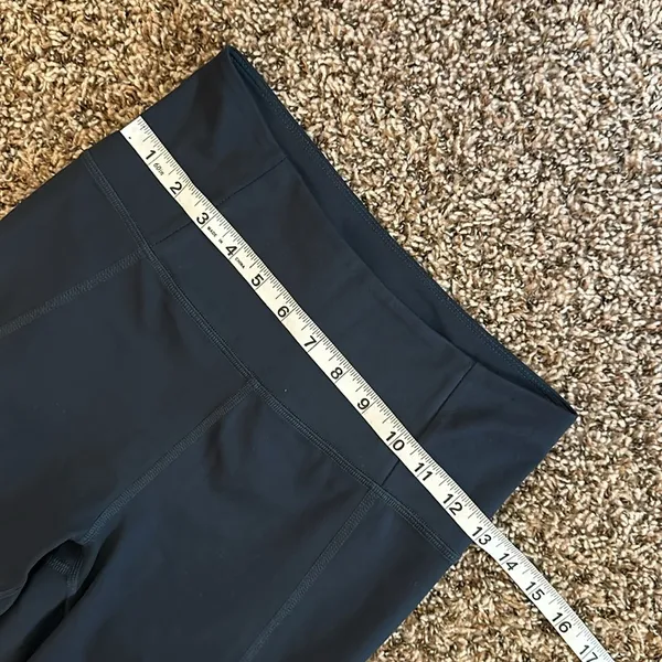 Girlfriend Collective Navy Blue Leggings Small - Image 2
