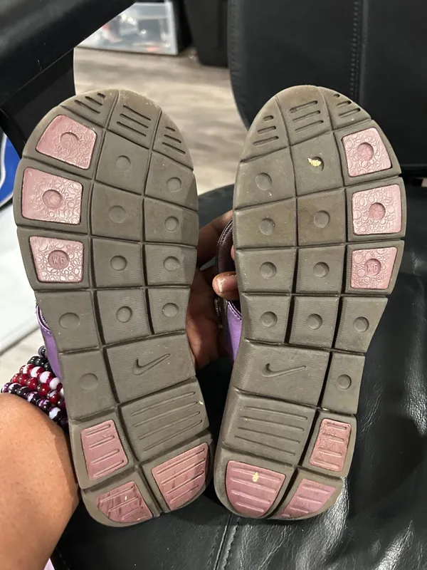 Nike Brown & Lavender Comfort Thong Sandals - Image 7