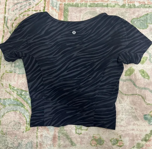 Lululemon Shirt - Image 2