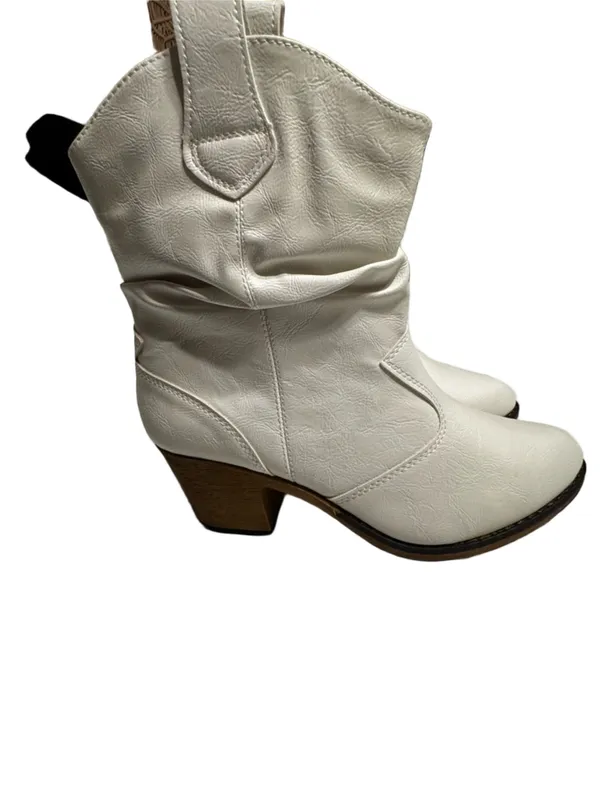 Charles Albert‎ White Faux-Leather Western Ankle Booties - Image 3