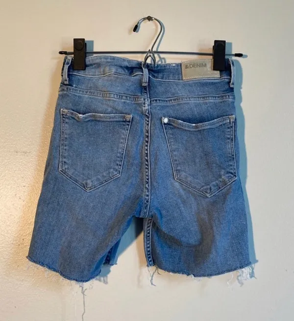 H&M Jean Shorts - Image 5