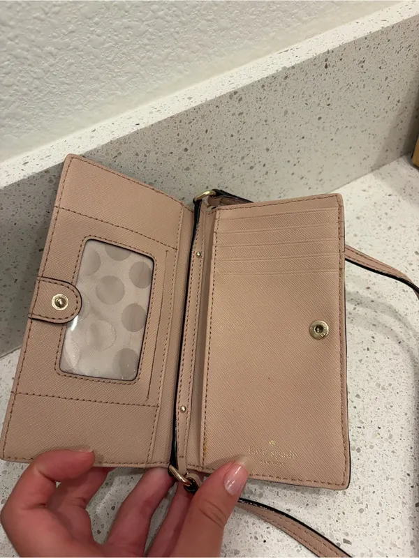 Kate Spade New York Women’s Crossbody Pink Beige Purse Gold Accents Leather EUC - Image 9